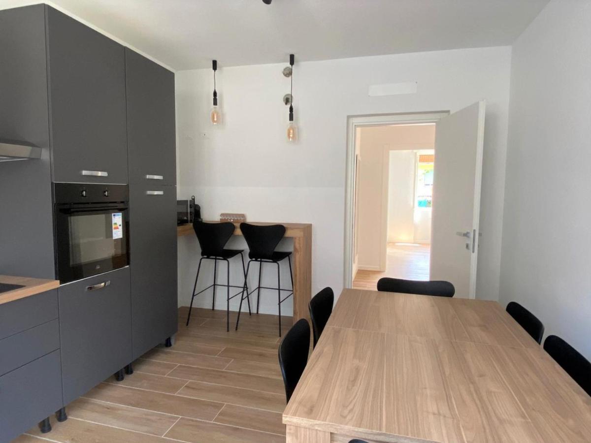 מנדלו דל לאריו Villa The Swan - Composed By 2 Apartments מראה חיצוני תמונה